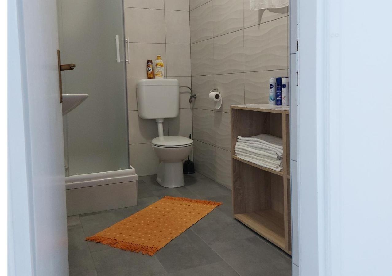 Apartmani Mare Novi Vinodolski Room photo