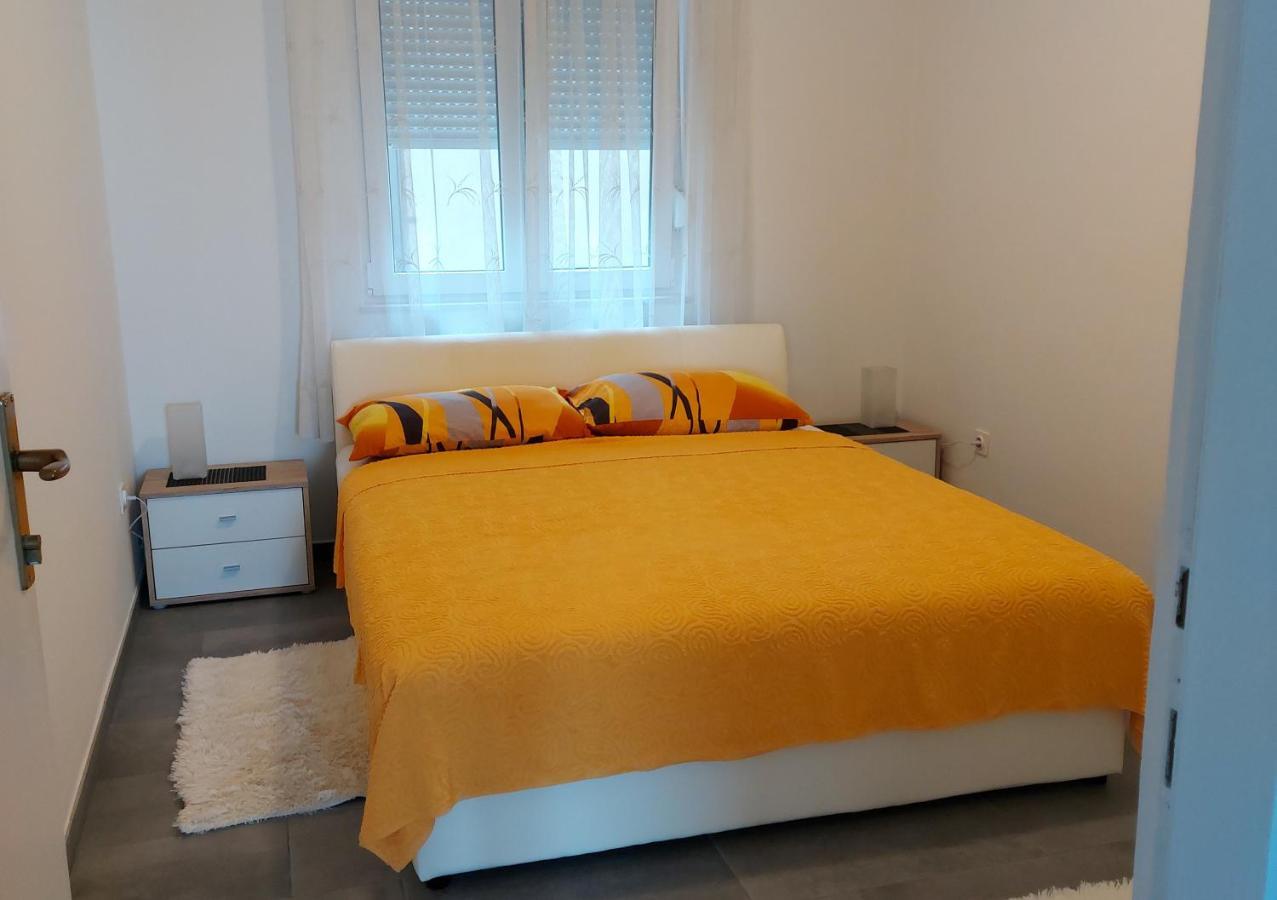 Apartmani Mare Novi Vinodolski Exterior photo